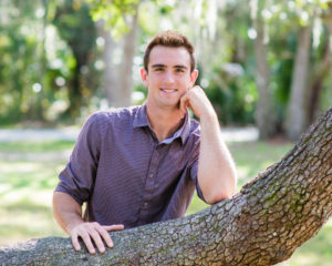 Central Florida Photographer-Senior portrait at Lake Mills